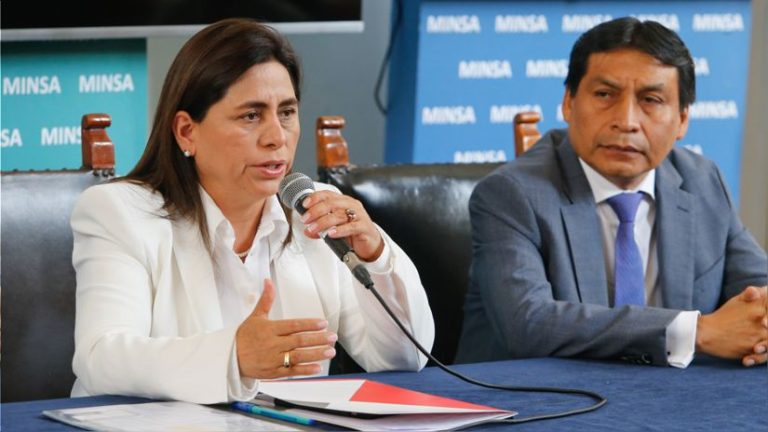Ministra de Salud: Bloqueo de carreteras impide que 15 000 profesionales de salud inicien el Serums