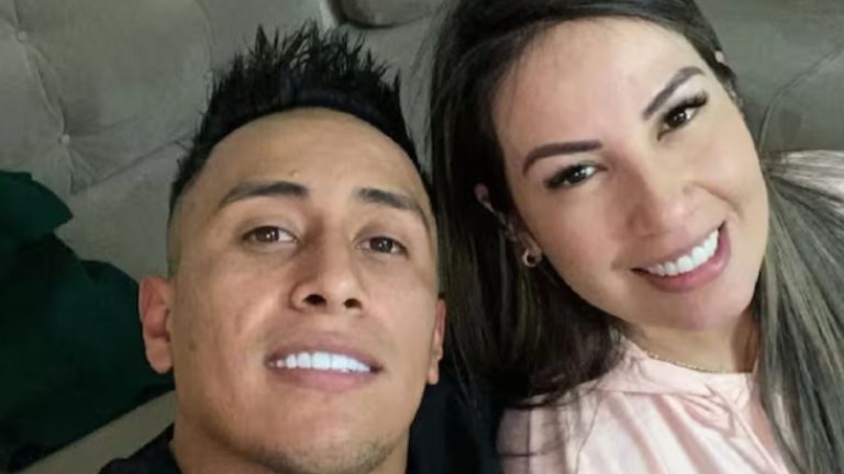 Cueva desmiente reconciliación con Pamela López “Solo llevo flores a mi abuelo”
