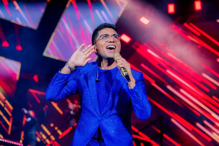 Grupo 5 bate récord con la cumbia más reproducida en Youtube en el mundo