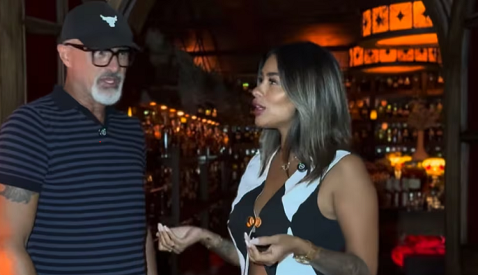 Carlos Alcántara sorprende al coquetear con Shirley Arica en su debut como conductora: elogios, consejos y reacción en redes