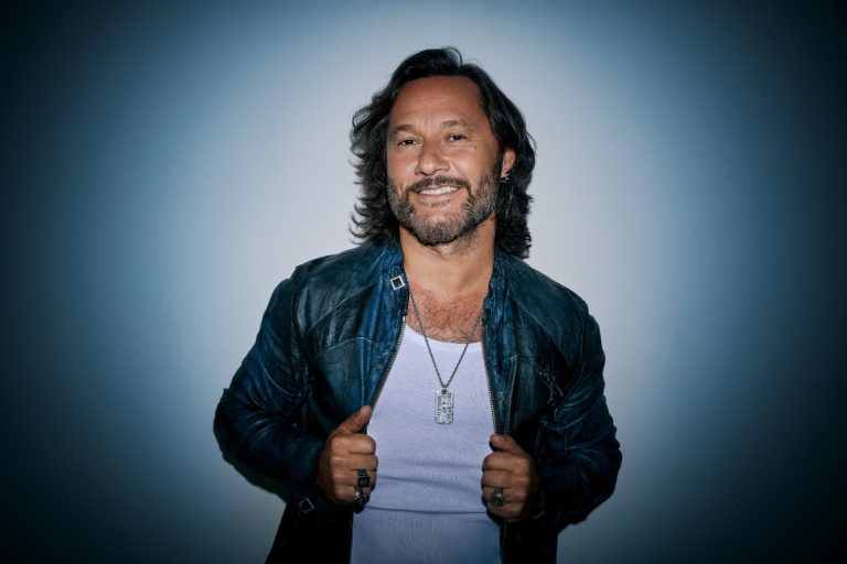 DIEGO TORRES LLEGA A LIMA CON TODOS SUS ÉXITOS PARA UN CONCIERTO ÍNTIMO E INOLVIDABLE